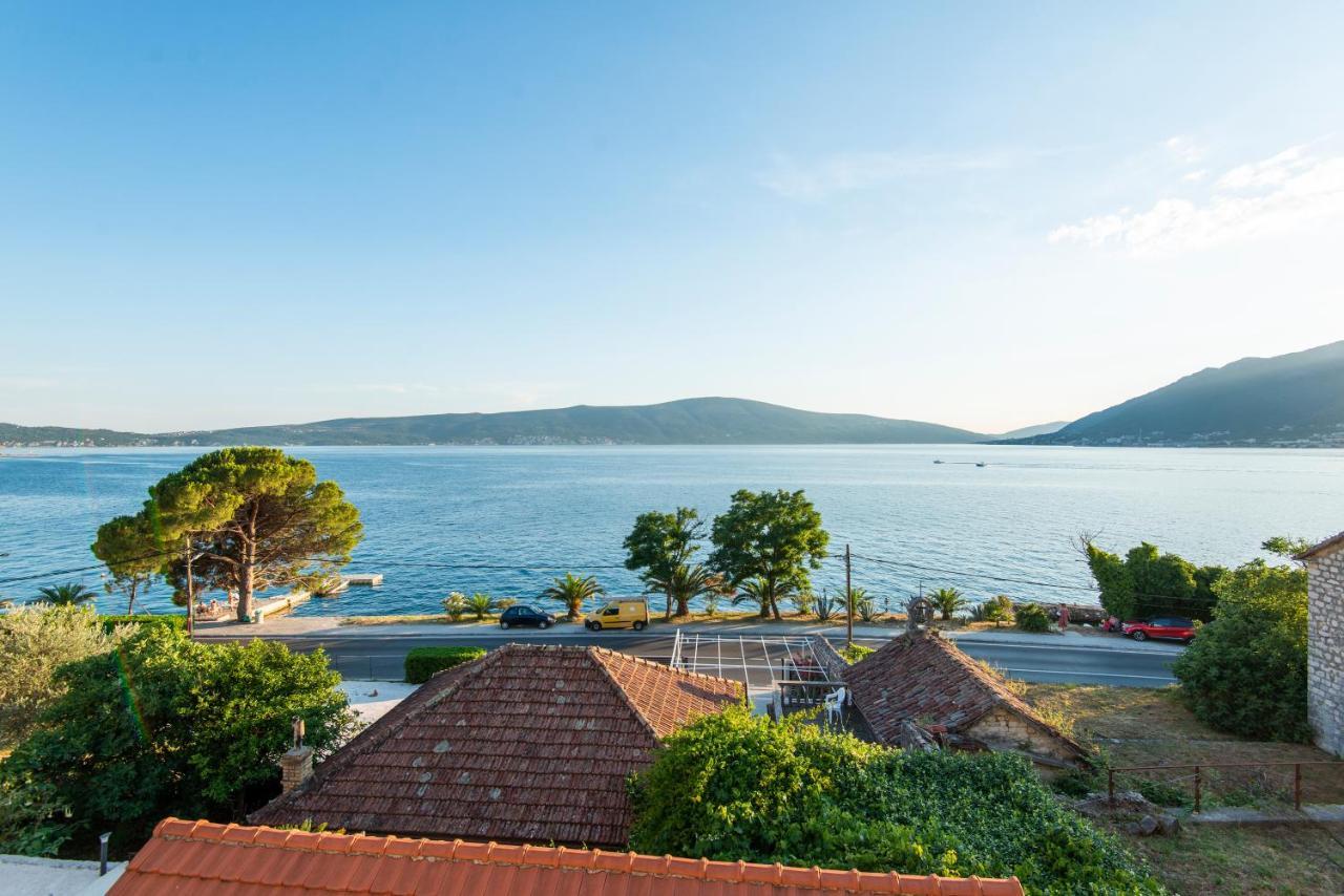 Villa Providenca Apartments Tivat Exterior foto