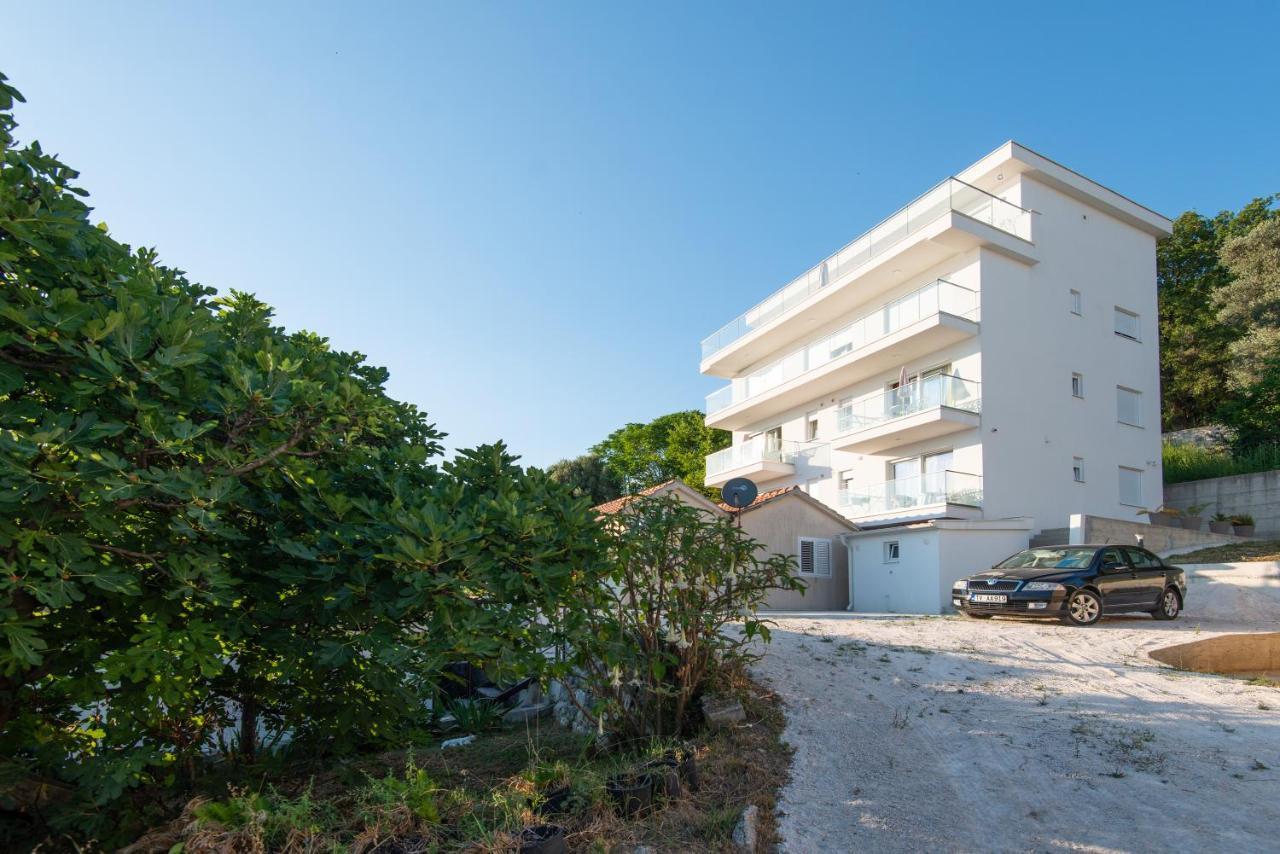 Villa Providenca Apartments Tivat Exterior foto