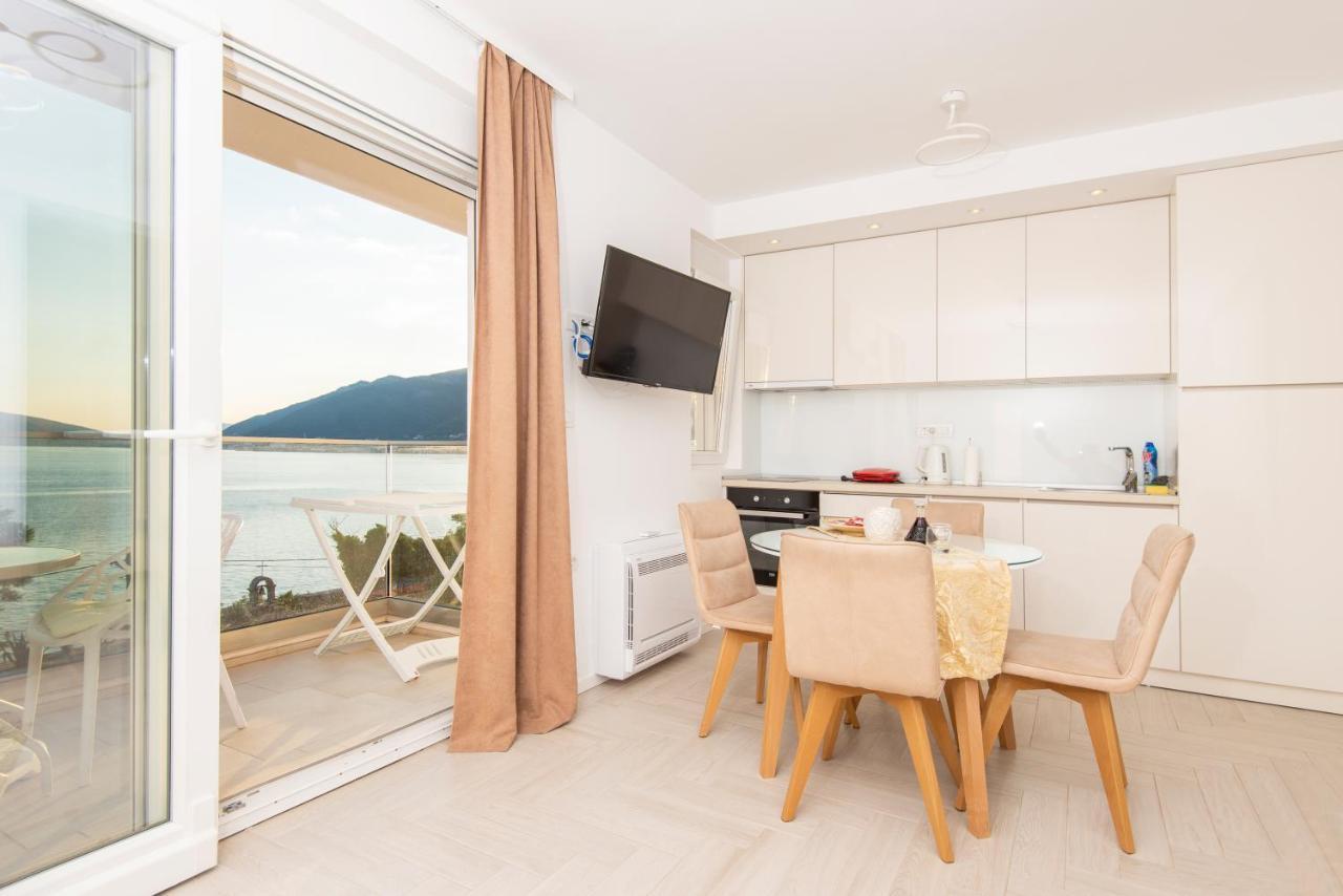 Villa Providenca Apartments Tivat Exterior foto