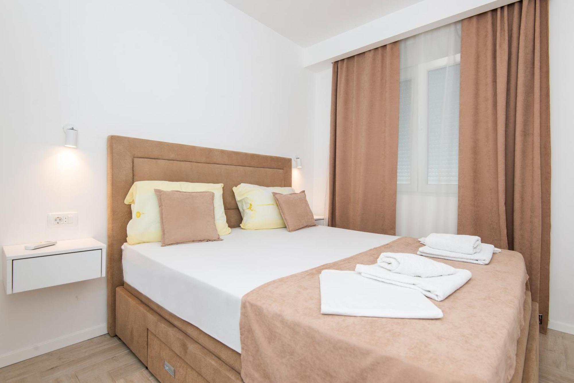 Villa Providenca Apartments Tivat Exterior foto